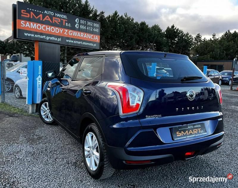 Używany Ssangyong (KGM) Tivoli 130 KM (95 kW) 2015 Niebieski SUV
