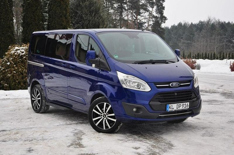 Używany Ford Tourneo Custom 170 KM (125 kW) 2017 Niebieski ciemny (metalik) Van