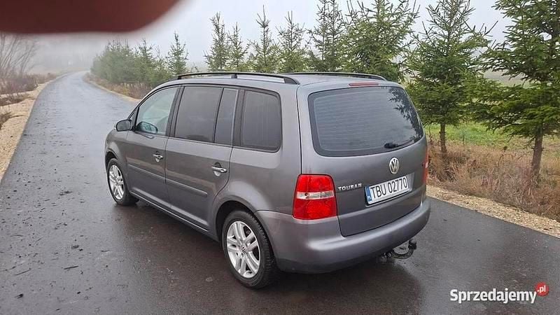 Szary Używany 2004 VW Touran Minivan | 9500 zł (Uczciwa cena) - Obraz 1/4