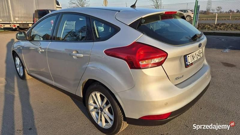 Używany Ford Focus 120 KM (88 kW) 2016 Srebrny Hatchback