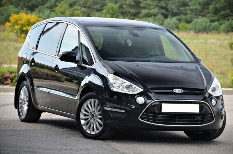 Czarny Używany 2013 Ford S-MAX S Minivan | 34 900 zł (Dobra cena) - Obraz 1/4
