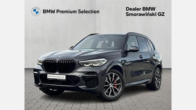 Arktik grey brilliant effect metalizowany Używany 2021 BMW X5 Shadowline SUV | 259 700 zł (Dość drogi) - Obraz 1/3