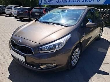 Brązowy Używany 2014 Kia Ceed Hatchback | 25 999 zł (Uczciwa cena) - Obraz 1/3