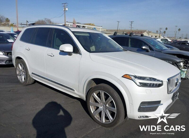 Biały (metalik) Używany 2019 Volvo XC90 SUV | 69 100 zł - Obraz 1/4