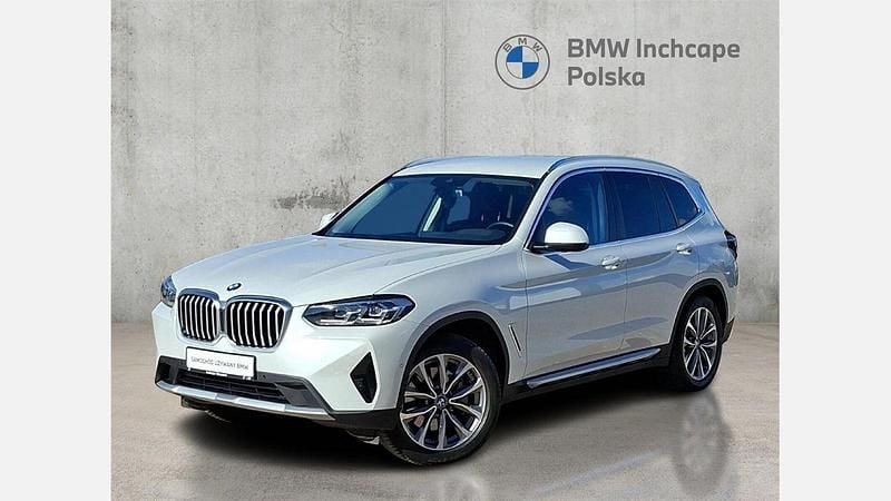 Biel mineralna metalizowany Używany 2022 BMW X3 Performance SUV | 174 900 zł (Uczciwa cena) - Obraz 1/3