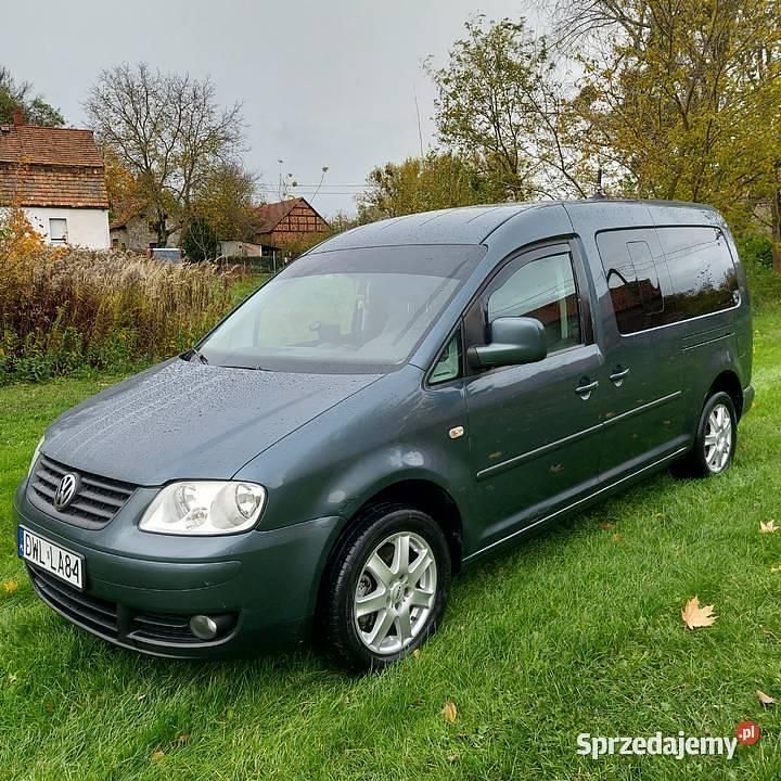 Szary Używany 2009 VW Caddy Maxi Minivan | 20 500 zł (Uczciwa cena) - Obraz 1/4