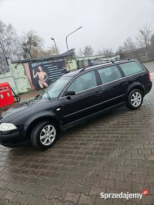 Używany VW Passat 2001 Czarny Kombi
