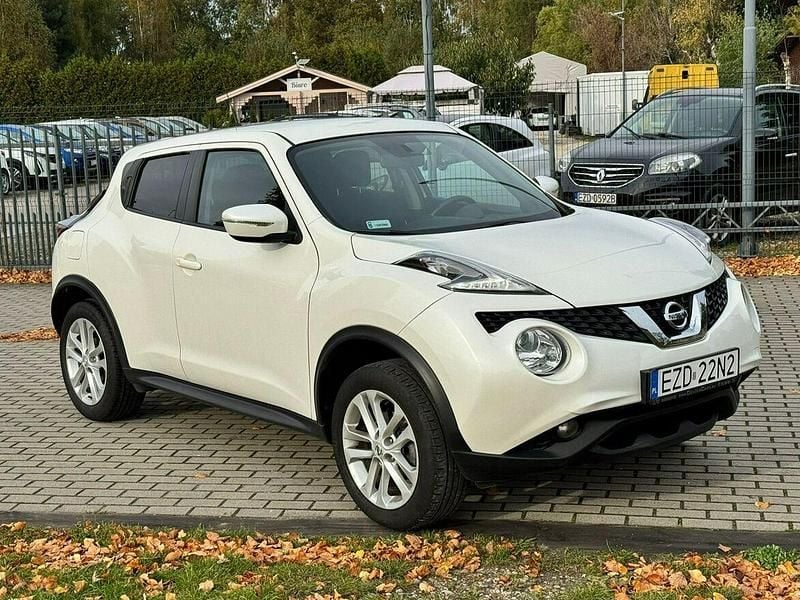Biały Używany 2017 Nissan Juke SUV | 45 900 zł (Uczciwa cena) - Obraz 1/4
