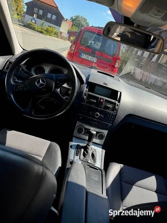 Używany Mercedes 200 2010