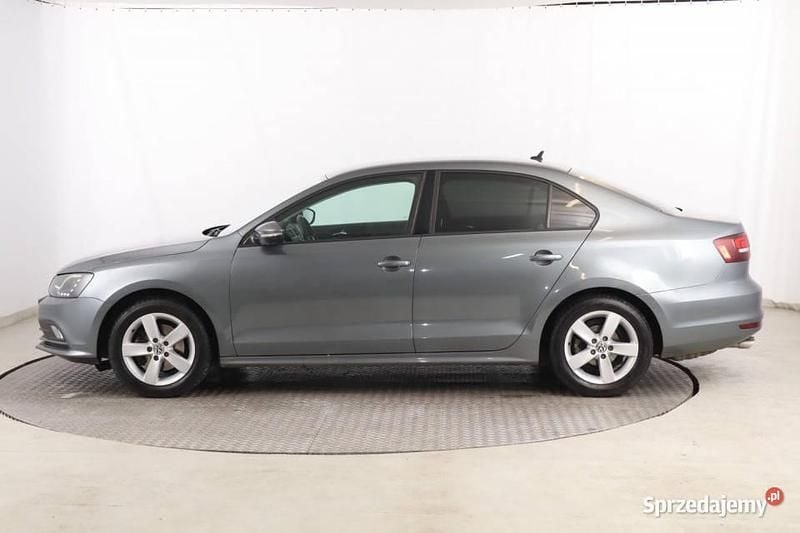 Używany VW Jetta 2016 Szary Sedan/Limuzyna