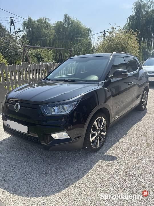 Używany 2015 Ssangyong Tivoli | 39 500 zł - Obraz 1/4