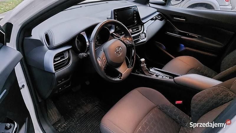 Używany Toyota C-HR 184 KM (135 kW) 2021 SUV