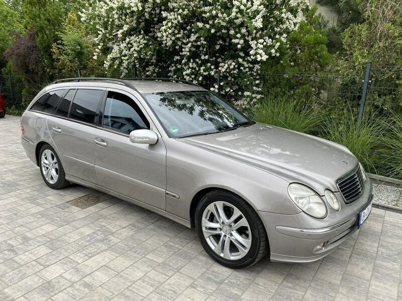 Złoty Używany 2006 Mercedes E280 Kombi | 27 900 zł - Obraz 1/4
