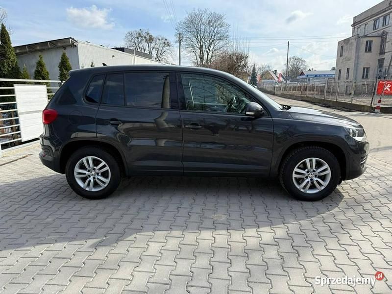 Szary Używany 2016 VW Tiguan SUV | 49 500 zł (Super Cena) - Obraz 1/4