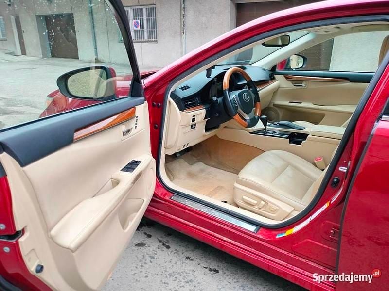Używany Lexus ES300H 2014 Sedan/Limuzyna