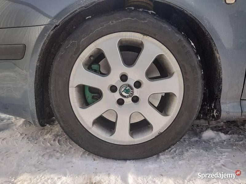 Używany Skoda Octavia LAURIN & KLEMENT 2004 Szary Sedan/Limuzyna