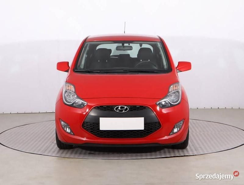 Używany Hyundai i20 2019 Czerwony Minivan