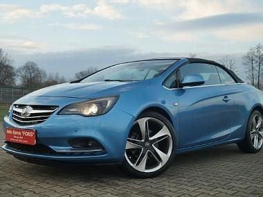 Używany Opel Cascada 203 KM (149 kW) 2017 Niebieski (metalik) Kabriolet