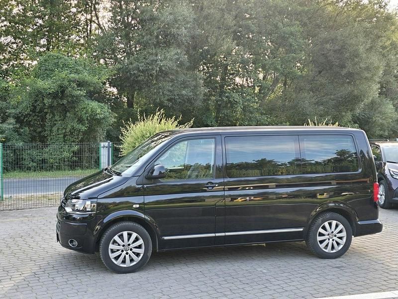 Czarny (metalik) Używany 2010 VW Multivan Sedan/Limuzyna | 75 900 zł (Uczciwa cena) - Obraz 1/4