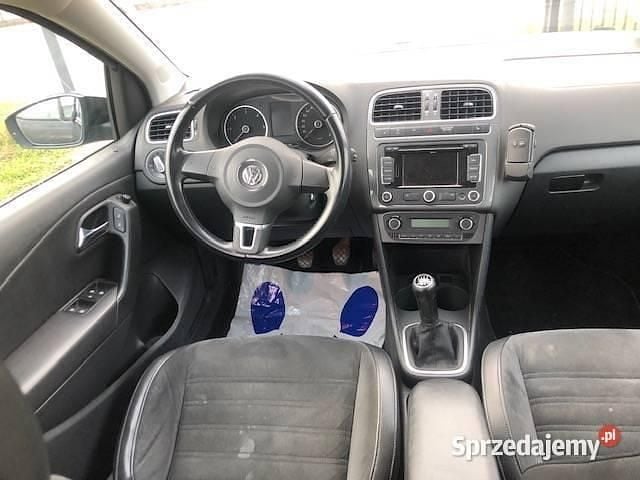 Używany VW Polo Highline 90 KM (66 kW) 2011 Czarny Hatchback