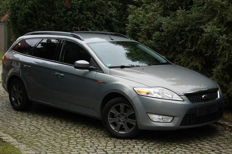 Używany Ford Mondeo 145 KM (106 kW) 2008 Szary Kombi