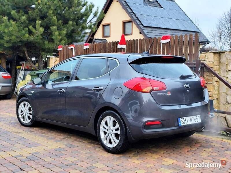 Używany 2015 Kia Ceed | 38 900 zł (Dość drogi) - Obraz 1/4