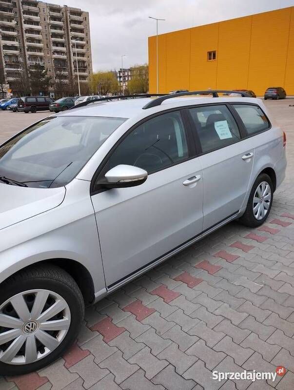 Srebrny Używany 2014 VW Passat Kombi | 38 000 zł - Obraz 1/4