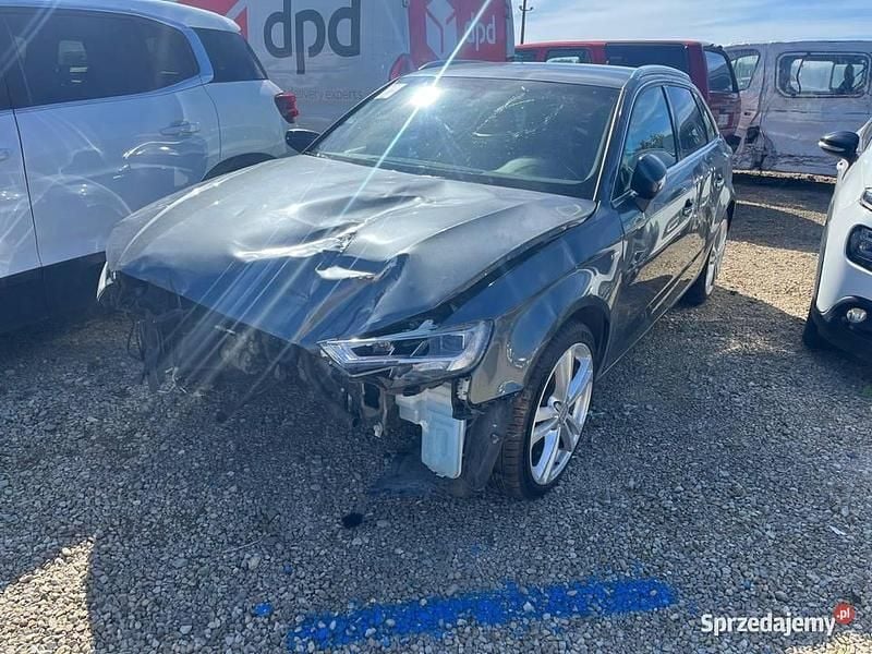 Szary Używany 2017 Audi A3 S-Line Hatchback | 26 900 zł - Obraz 1/4