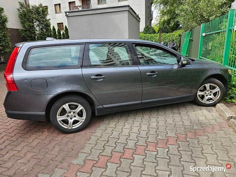 Szary Używany 2007 Volvo V70 Kombi | 15 999 zł (Uczciwa cena) - Obraz 1/4