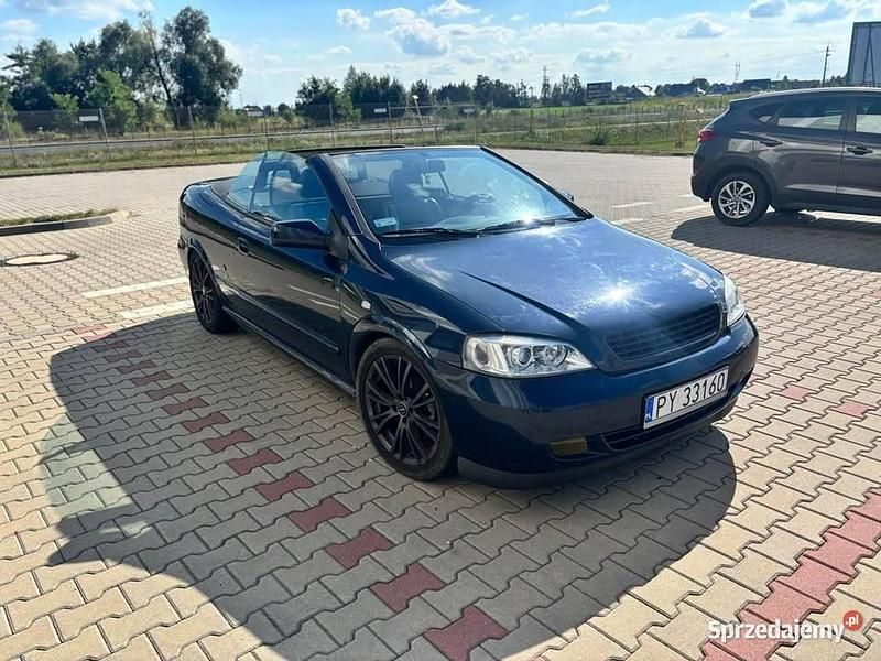 Używany Opel Astra Cabriolet 2002 Granatowy Kabriolet
