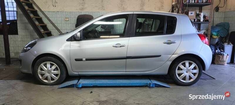 Używany Renault Clio III 2006 Hatchback
