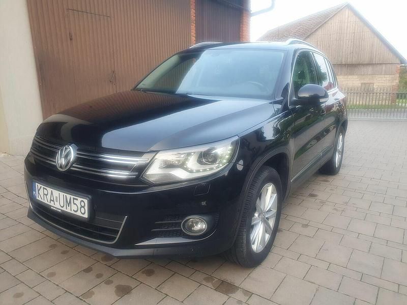 Czarny Używany 2012 VW Tiguan Sport SUV | 44 000 zł (Dość drogi) - Obraz 1/4