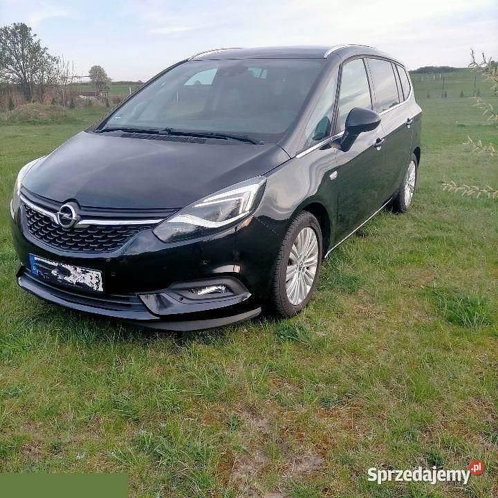 Czarny Używany 2017 Opel Zafira Tourer Innovation Minivan | 51 500 zł (Dość drogi) - Obraz 1/4