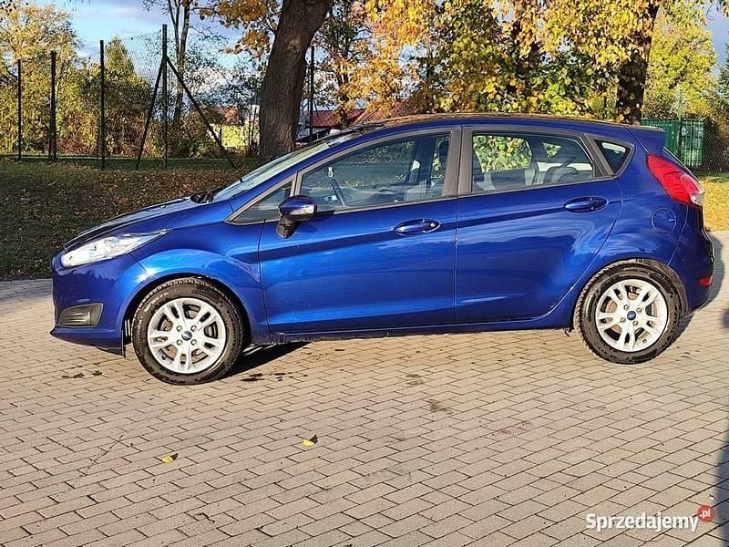 Niebieski Używany 2016 Ford Fiesta Hatchback | 21 900 zł (Dobra cena) - Obraz 1/4