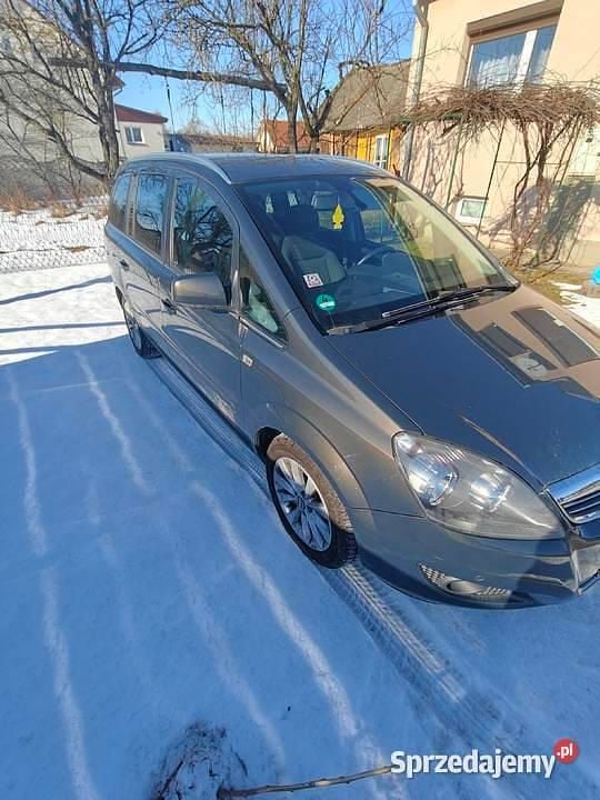 Używany Opel Zafira 2014 Minivan