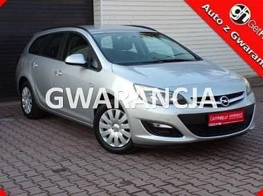 Używany Opel Astra 140 KM (102 kW) 2014 Srebrny Kombi