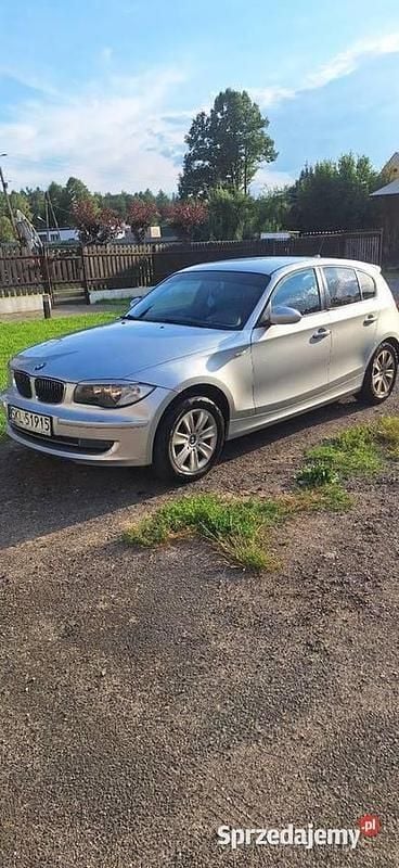 Srebrny Używany 2007 BMW 116 Hatchback | 10 000 zł (Uczciwa cena) - Obraz 1/4
