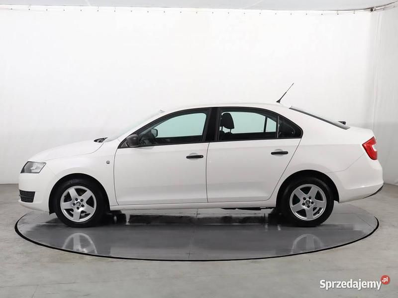 Używany Skoda Rapid 2015 Biały Hatchback