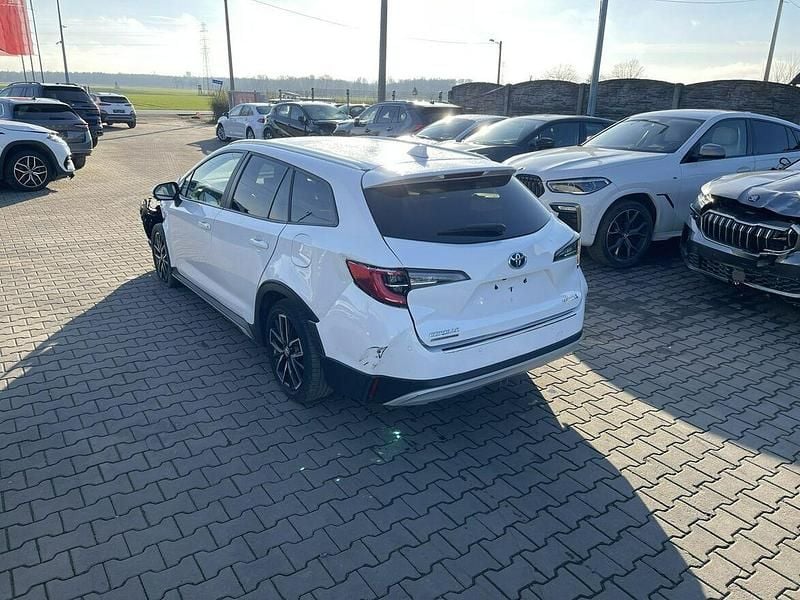 Używany Toyota Corolla 122 KM (89 kW) 2023 Biały Kombi