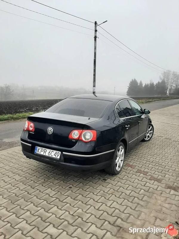 Używany VW Passat 2007 Czarny Sedan/Limuzyna