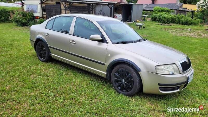 Beżowy Używany 2003 Skoda Superb Sedan/Limuzyna | 10 900 zł - Obraz 1/4
