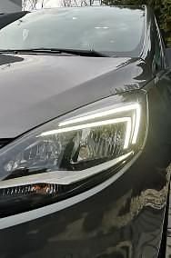 Używany Opel Zafira Cosmo 135 KM (99 kW) 2016 Brązowy Minivan