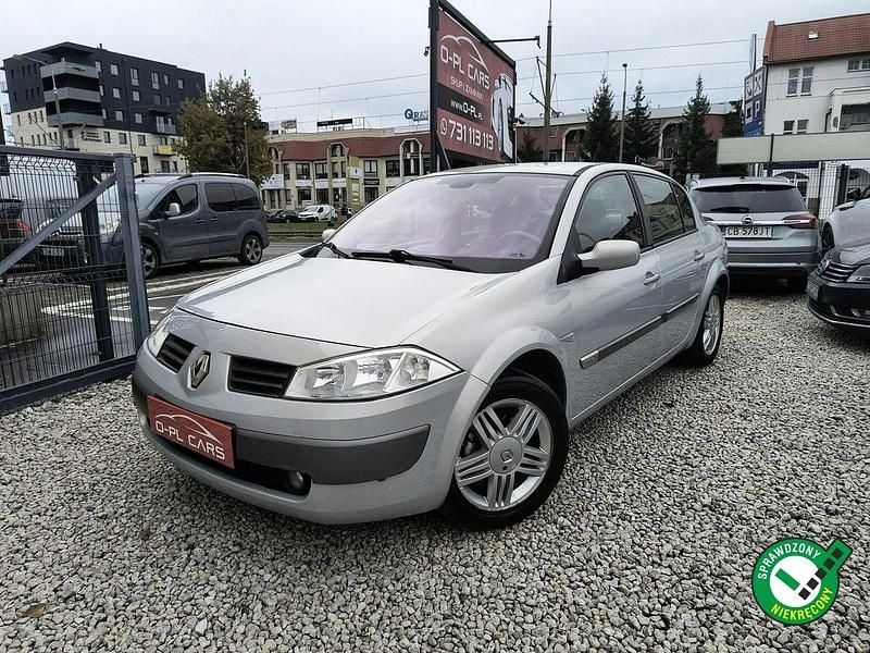 Srebrny Używany 2004 Renault Mégane II Sedan/Limuzyna | 6900 zł (Uczciwa cena) - Obraz 1/4