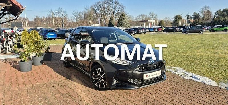 Czarny Używany 2020 Toyota Yaris Hatchback | 63 800 zł (Drogi) - Obraz 1/4