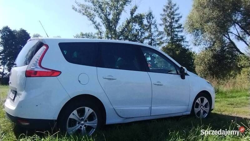 Biały Używany 2010 Renault Scénic III Bose Edition Minivan | 17 000 zł (Uczciwa cena) - Obraz 1/3