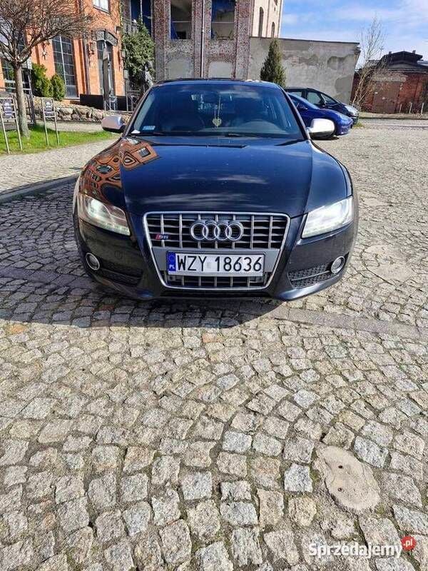 Czarny Używany 2009 Audi A5 Sportback Hatchback | 42 000 zł - Obraz 1/4