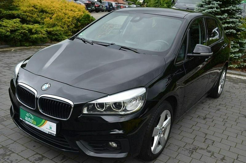 Czarny Używany 2015 BMW 216 Sport Line Minivan | 38 800 zł - Obraz 1/4