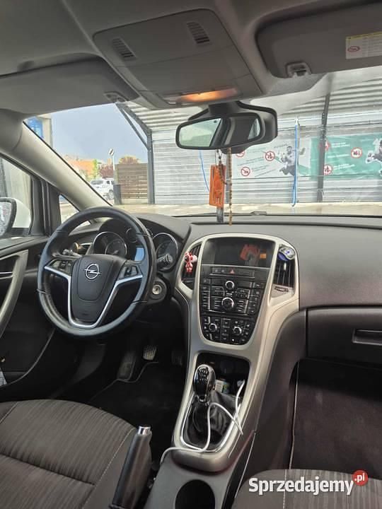 Używany Opel Astra 2010