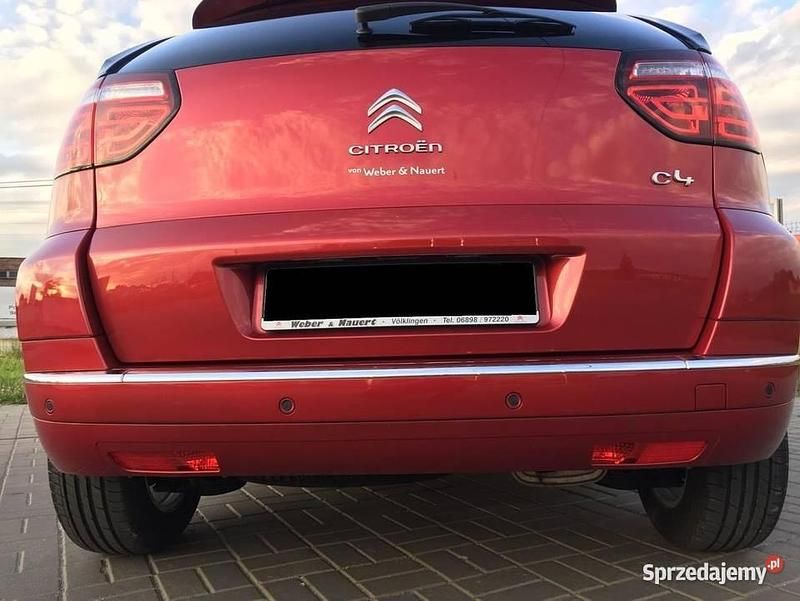 Używany Citroën C4 2010 Czerwony Minivan