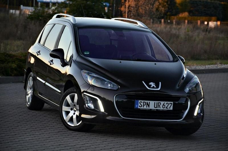 Brązowobeżowy Używany 2012 Peugeot 308 Kombi | 15 900 zł (Uczciwa cena) - Obraz 1/4